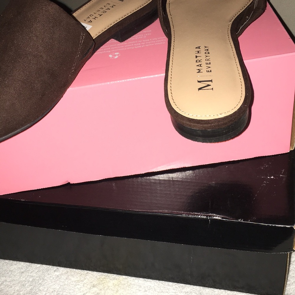 🌹🌹Gorgeous NWT comfortable Mules Brown perfect - Picture 3 of 5